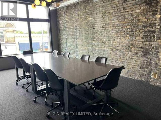 Commercial for rent in St. Thomas, Ontario