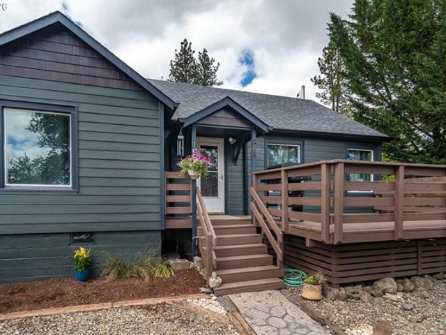 House for sale in Oregonia