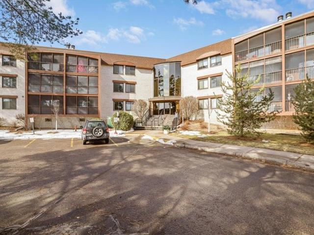 Condo for sale in Hennepin, Minnesota