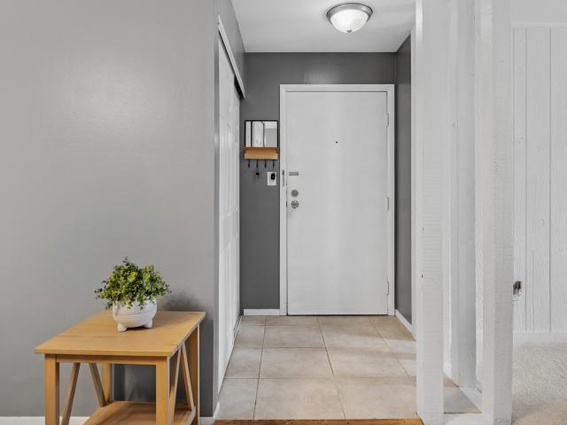 Condo for sale in Mchenry, Illinois