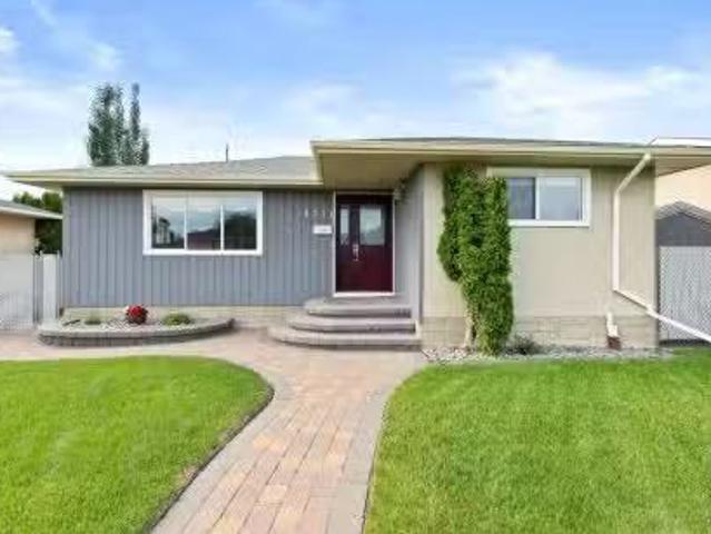 House for sale in Wedgewood, Alberta