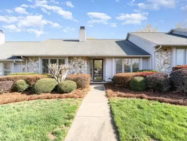 Condo for sale in Greensboro