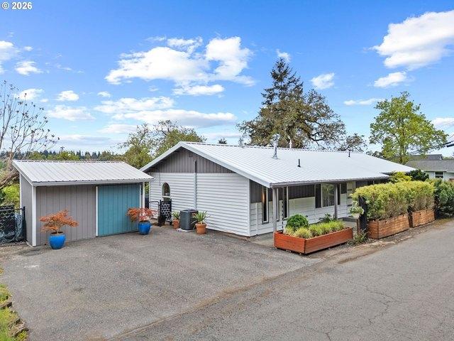 House for sale in Oregonia