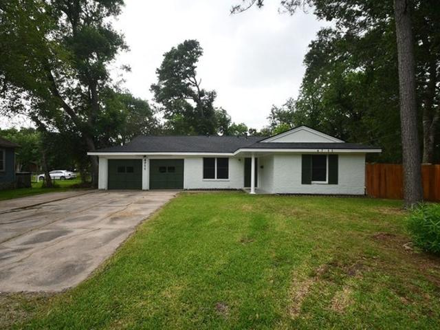 House for sale in Dickinson, Texas