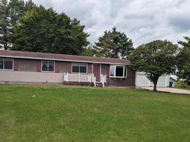 House for sale in Pinconning, Michigan