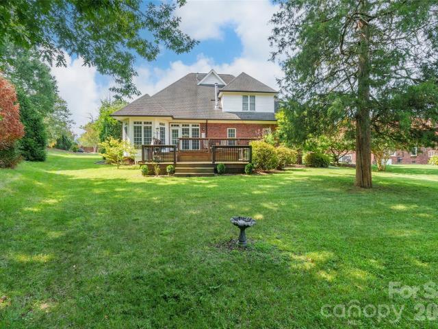 House for sale in Harrisburg, North Carolina