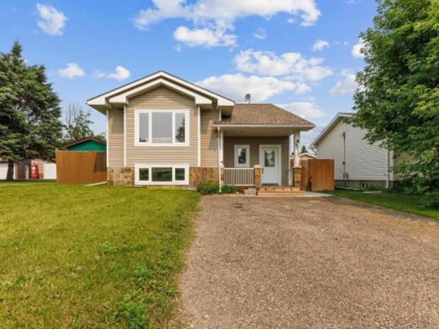 House for sale in Onoway, Alberta