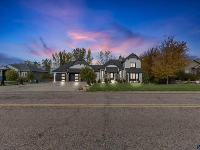 House for sale in Beresford, South Dakota