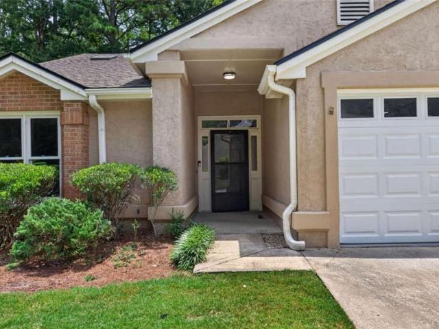 Townhouse for sale in Union City, Georgia