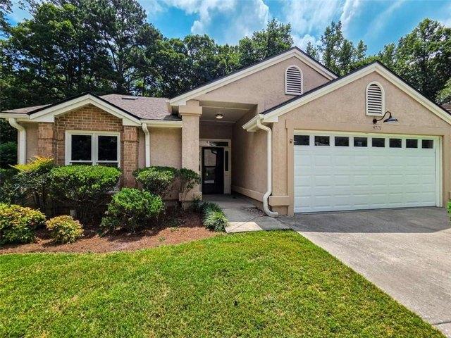 Townhouse for sale in Union City, Georgia