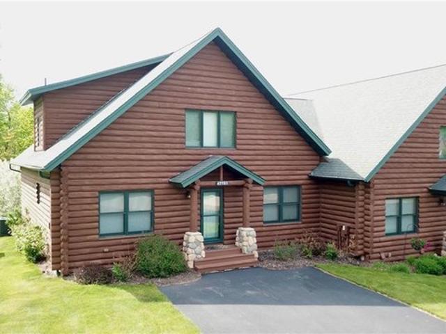 Townhouse for sale in Garrison, Minnesota