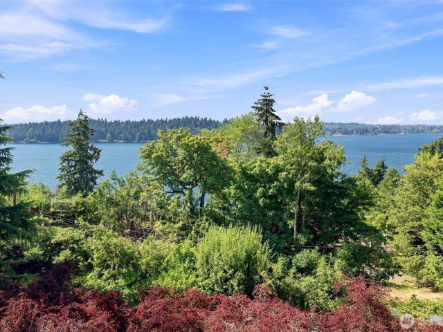 House for sale in Mercer Island, Washington