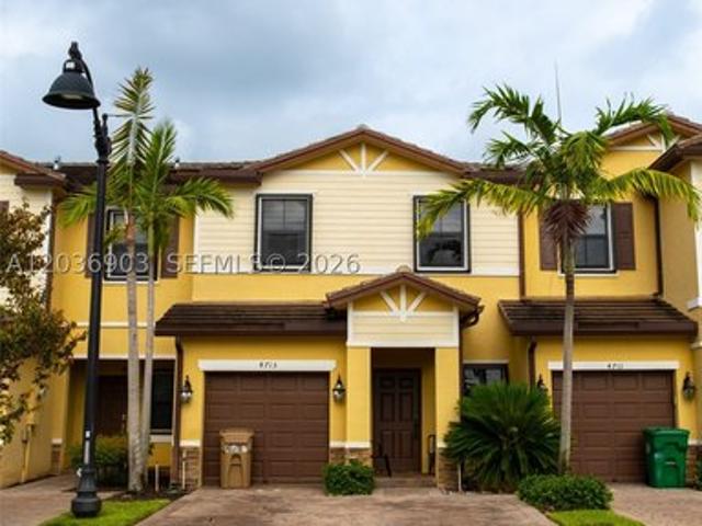 Townhouse for sale in Davie, Florida