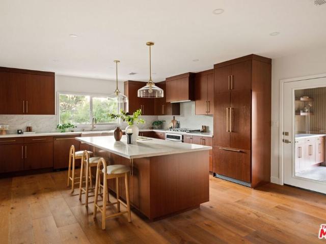 House for sale in Los Angeles, Los Angeles County
