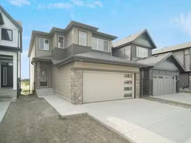 House for sale in Wedgewood, Alberta