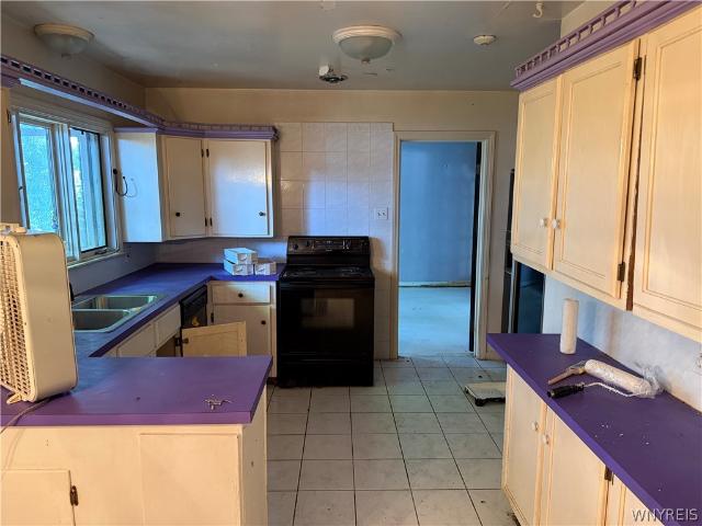 House for sale in Niagara, New York
