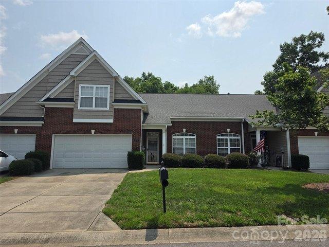 Townhouse for sale in Harrisburg, North Carolina