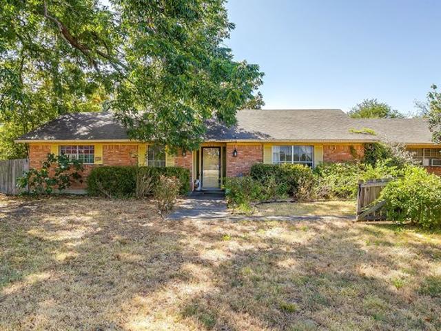 House for sale in Denton, Denton County