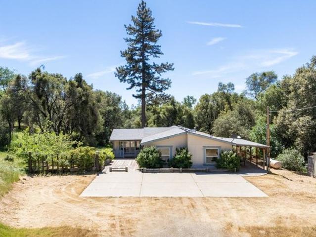 House for sale in Mariposa, California