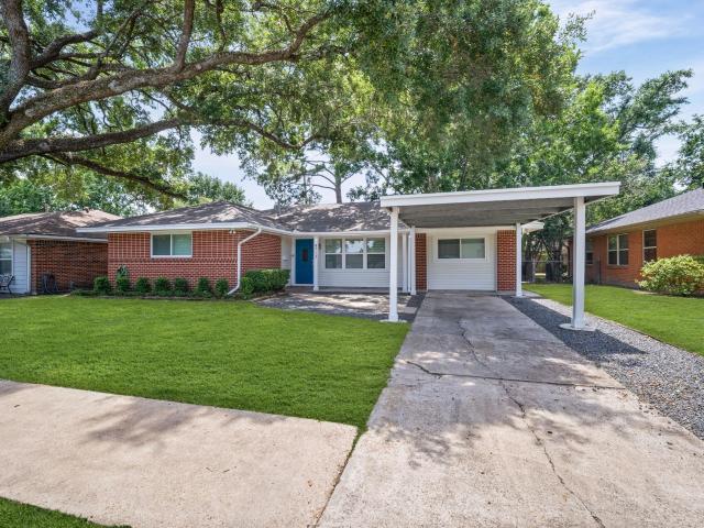 House for sale in Central Northwest Houston, Houston