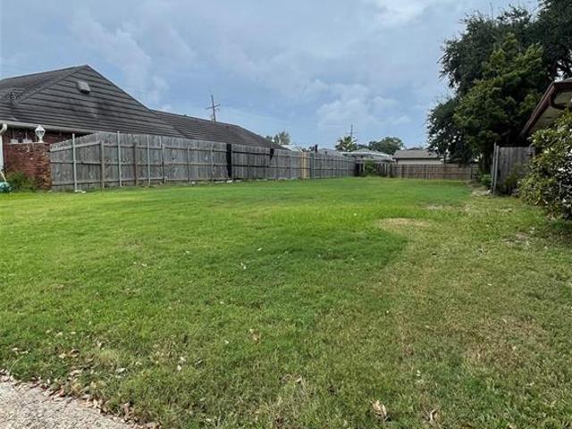 Land for sale in Metairie