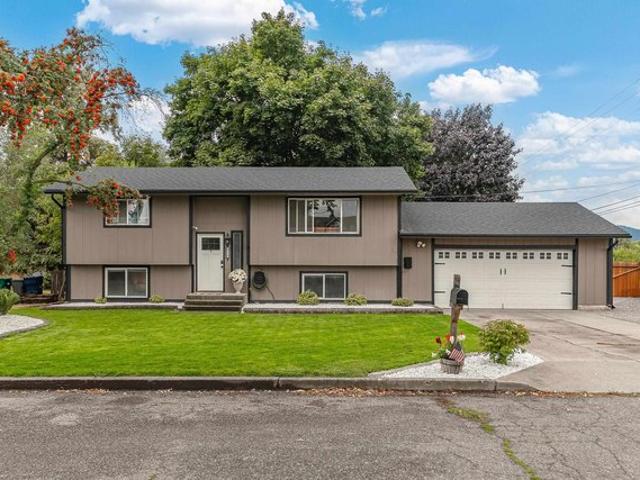 House for sale in Newman Lake, Washington