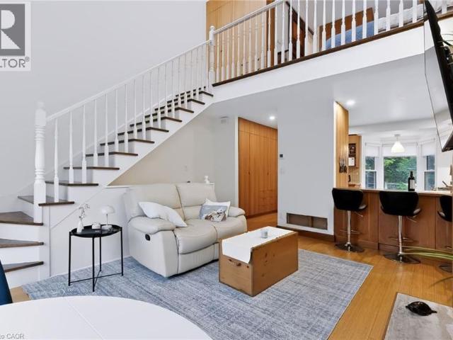 Apartment for rent in Burlington, Golden Horseshoe