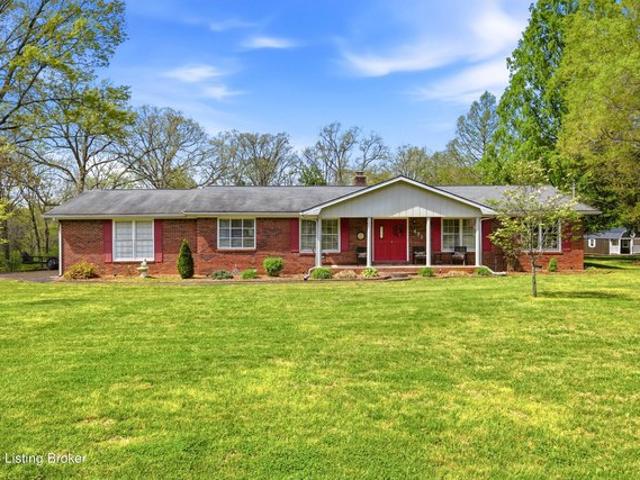 House for sale in Mount Washington, Kentucky