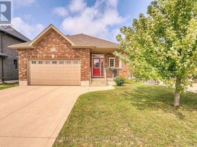 House for sale in Saugeen Shores, Ontario