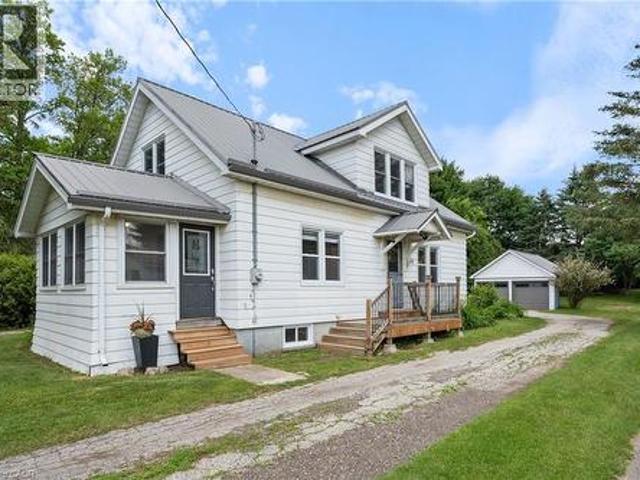House for sale in Delhi, Ontario