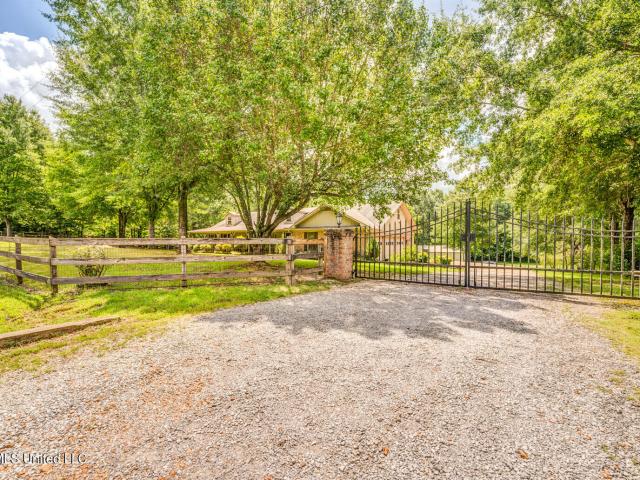 House for sale in Byhalia, Mississippi