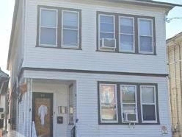 House for sale in Perth Amboy, New Jersey