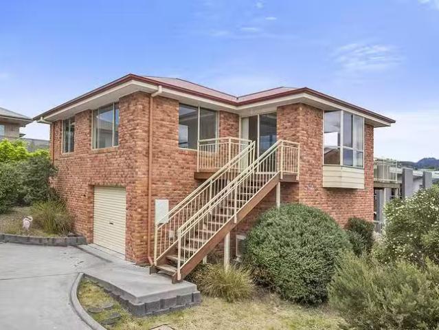 House for rent in Kingston, Tasmania