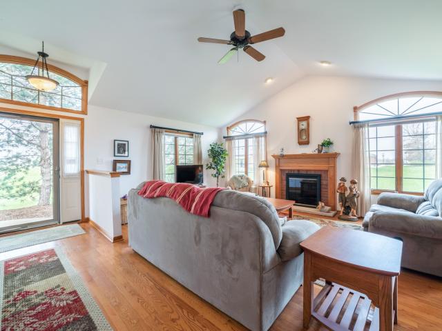 Townhouse for sale in Beecher, Illinois