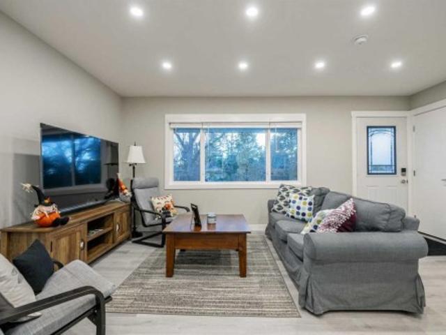 House for sale in Highwood, Calgary
