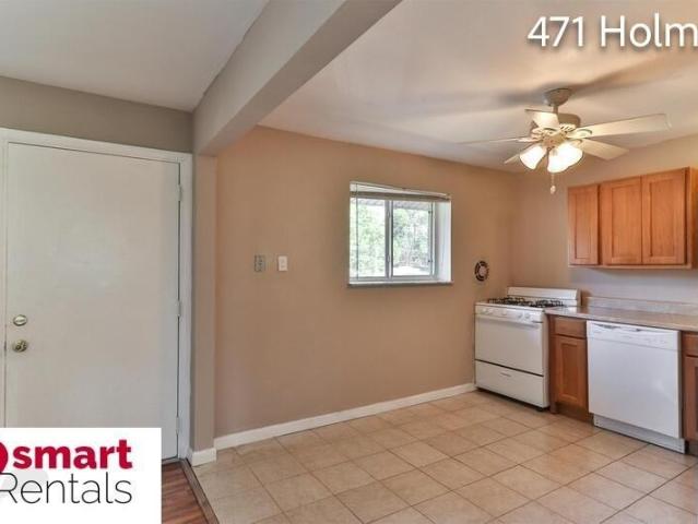 Apartment for rent in Kirkwood, Missouri