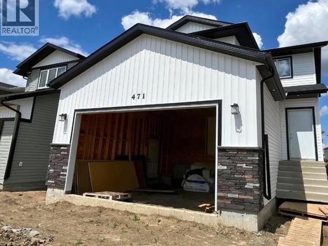 House for sale in Saskatoon, Saskatchewan