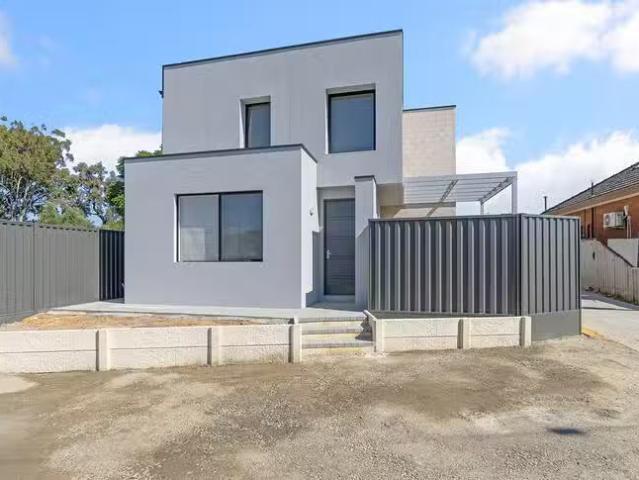 House for rent in North Perth, Western Australia