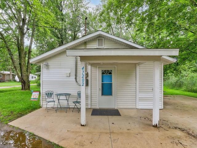House for sale in Bloomingdale, Michigan