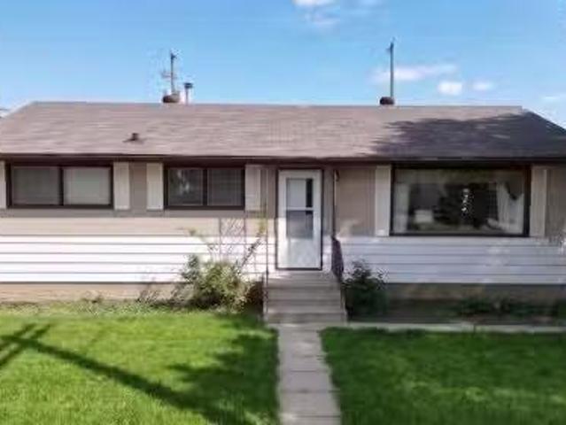 House for sale in High Prairie, Alberta