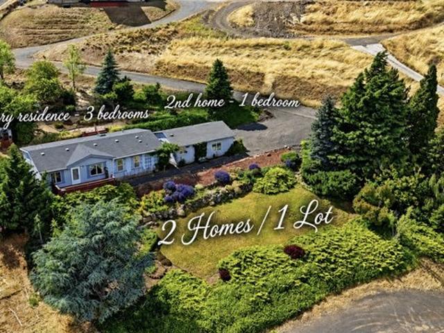 House for sale in Oregonia