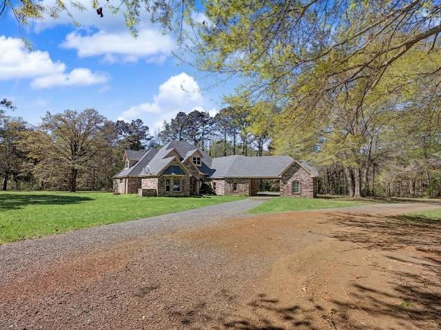 House for sale in Sabine, Texas