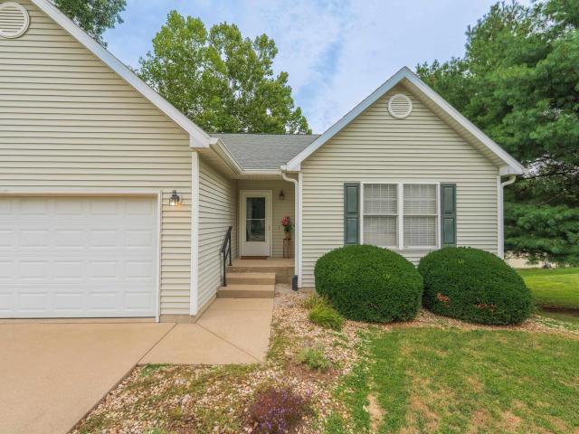 House for sale in Ellettsville, Indiana