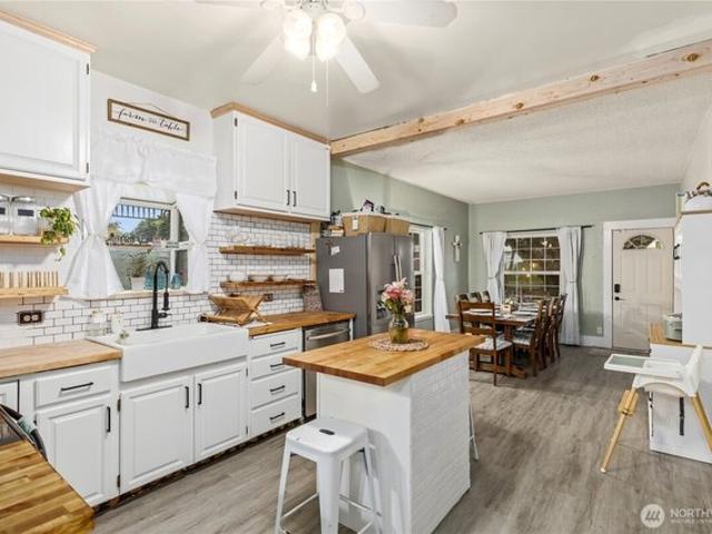 House for sale in Sumner, Washington