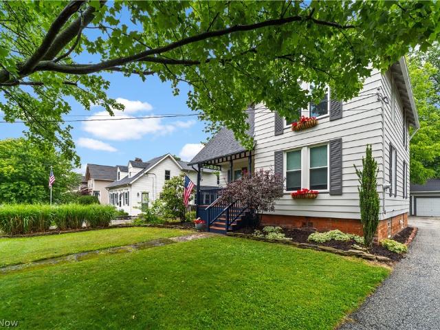 House for sale in Willoughby, Ohio