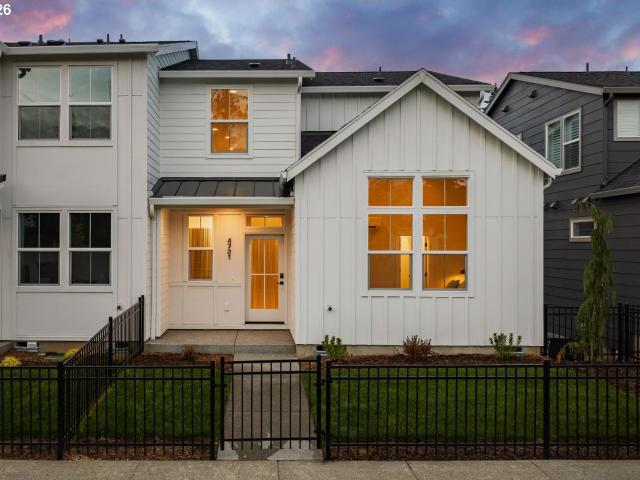Townhouse for sale in Camas, Clark County