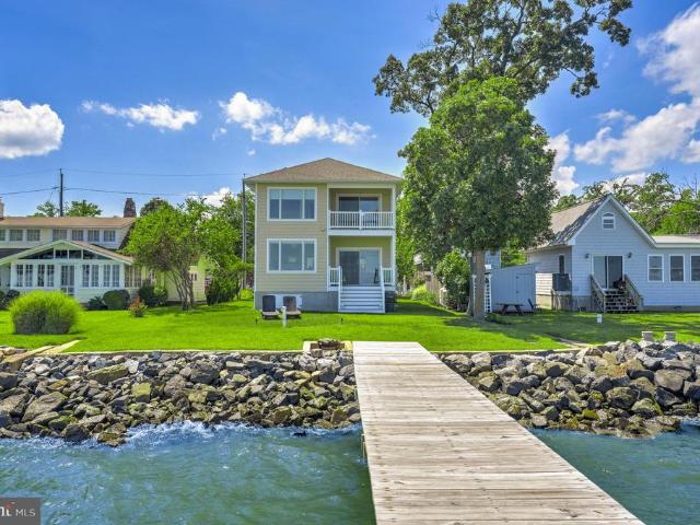House for sale in Shady Side, Maryland