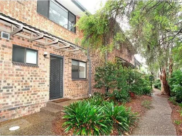 Condo for rent in Sydney, New South Wales