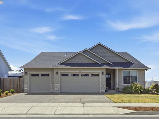 House for sale in Oregonia
