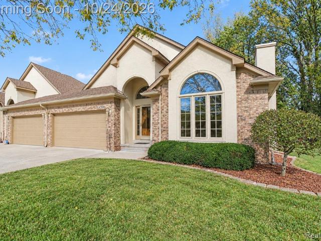 Condo for sale in Hunters Chase, Macomb Township